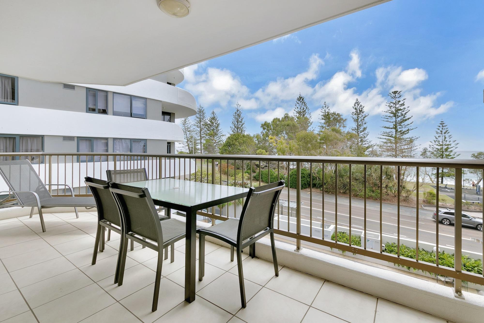 Seaview Aparthotel 4*