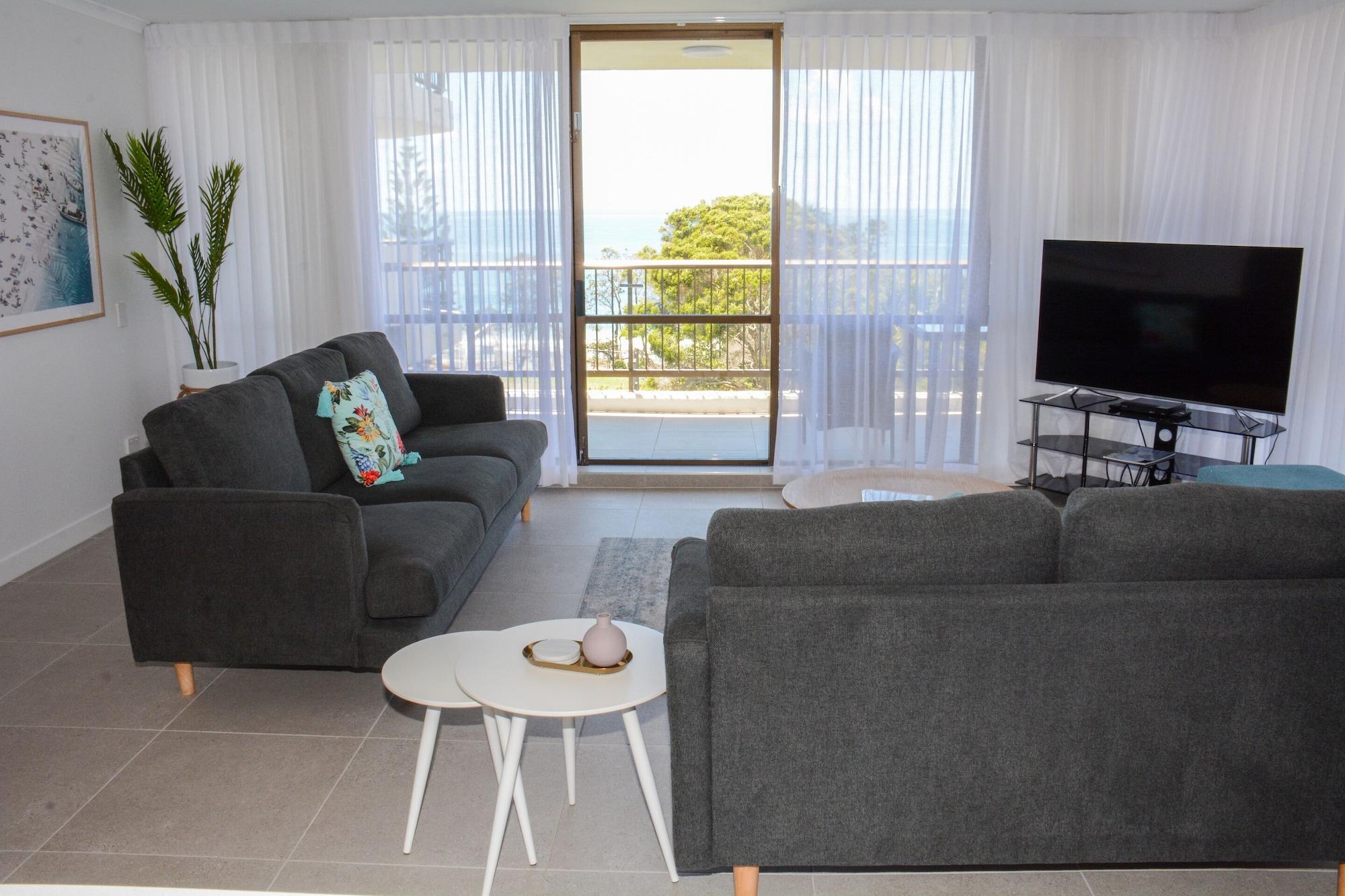 Seaview Aparthotel 4*